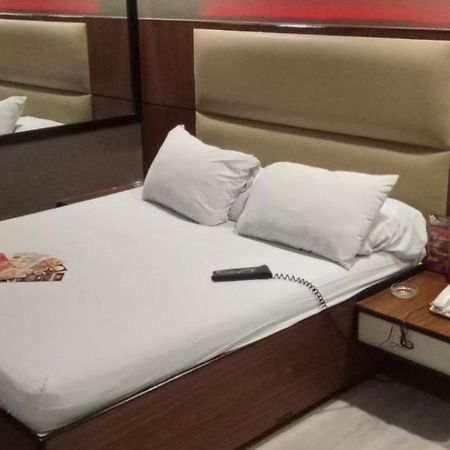 Hotel Sogo Buendia Pasay Kültér fotó